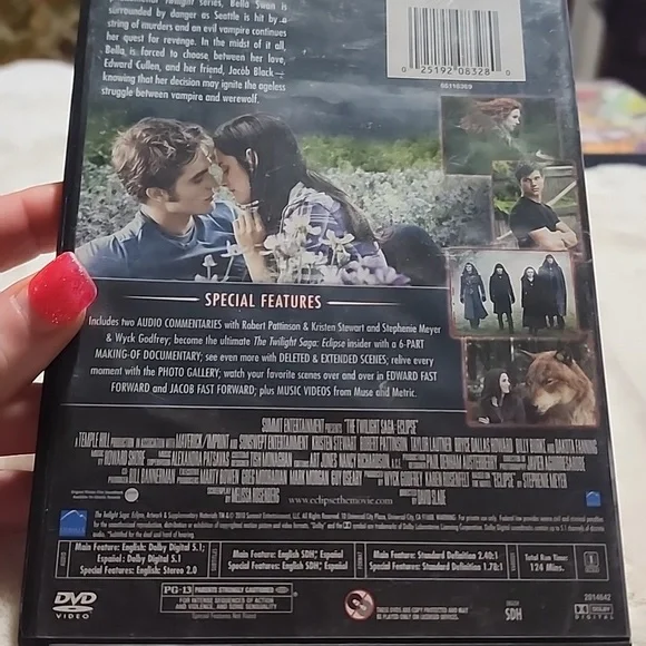 Twilight Saga Eclipse Two-Disc Special Edition - Picture 5 of 7